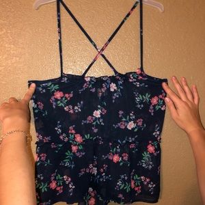 Cross back blouse / Hollister